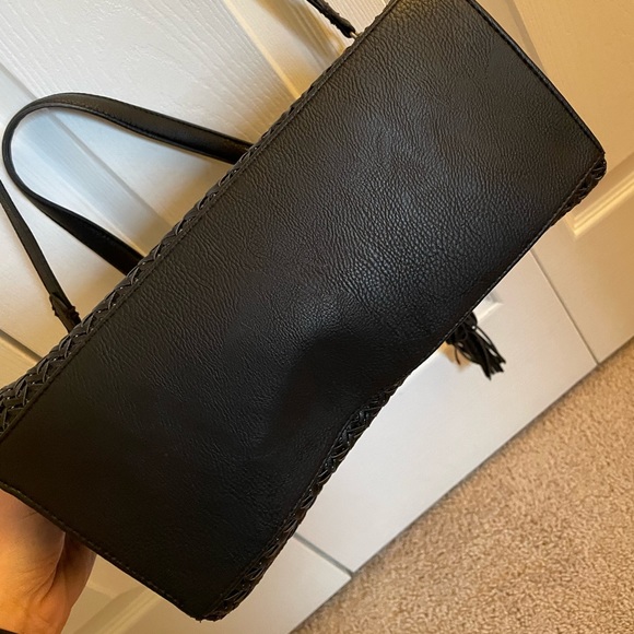 Universal Thread Black Purse - Picture 4 of 6